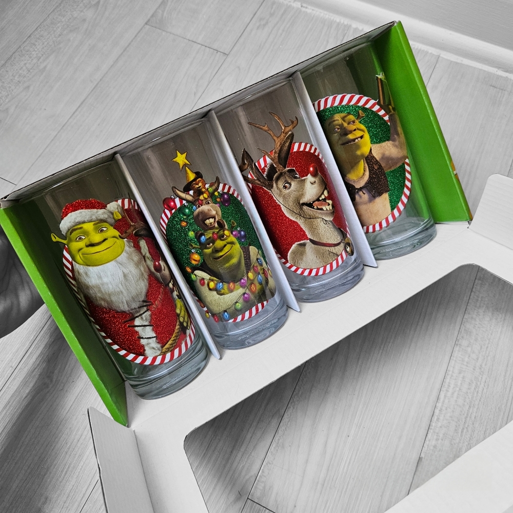 Shrek (4) Glassware Set - Picture 4 of 6